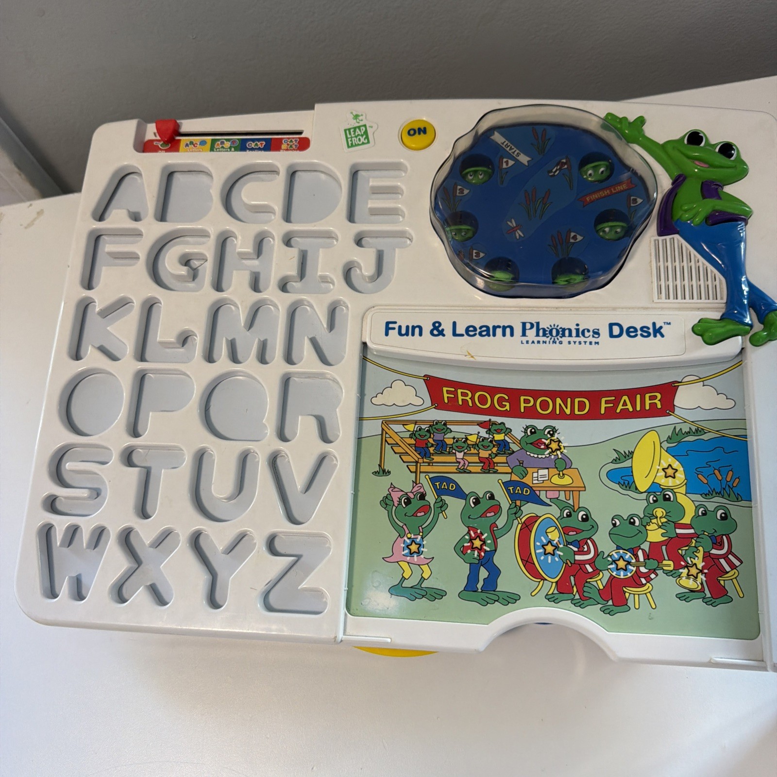 Vintage 1999 Leapfrog Fun & Learn Phonics Desk With 20 Cards, Tested And Works