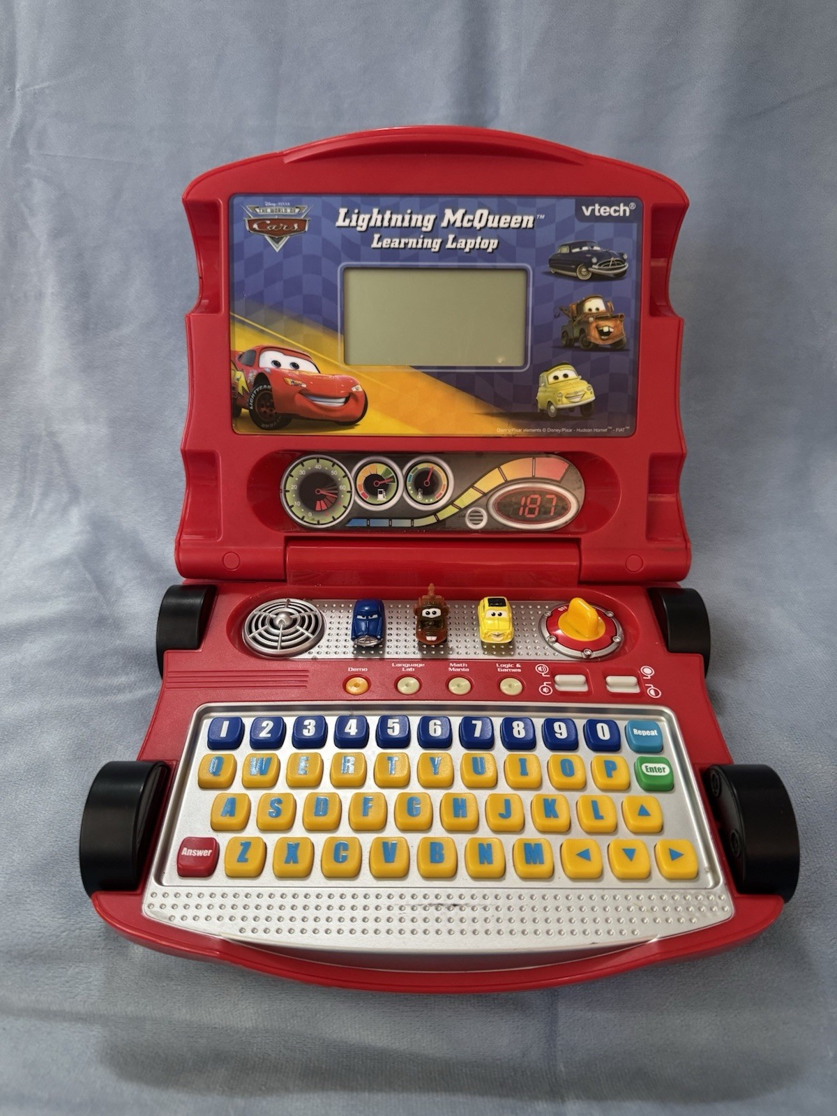 Disney Pixar Cars 2 Lightning McQueen VTech Learning Laptop W/ Mouse Works