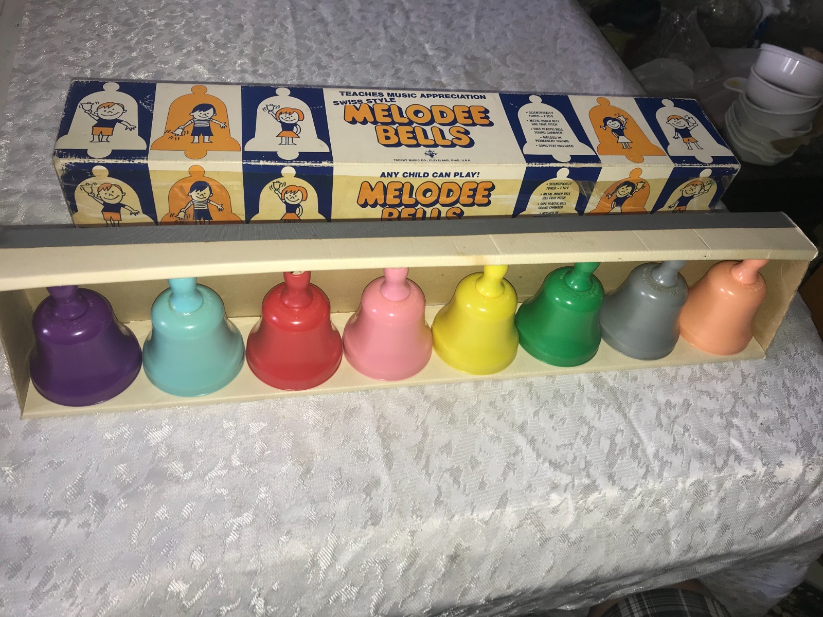 Vintage TROPHY MUSIC Swiss Style MELODEE Tuned BELLS Set of 8 Teaching EDUCATION