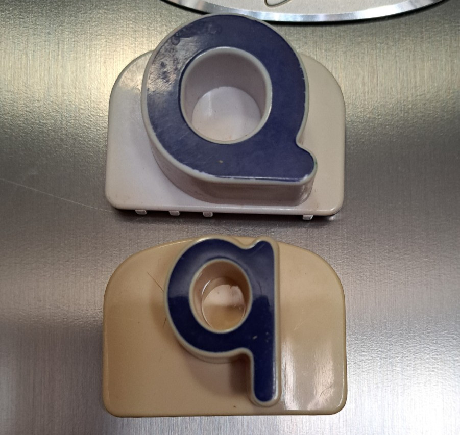 Replacement LeapFrog Fridge Magnetic Individual Letter Upper R Lower r Spanish