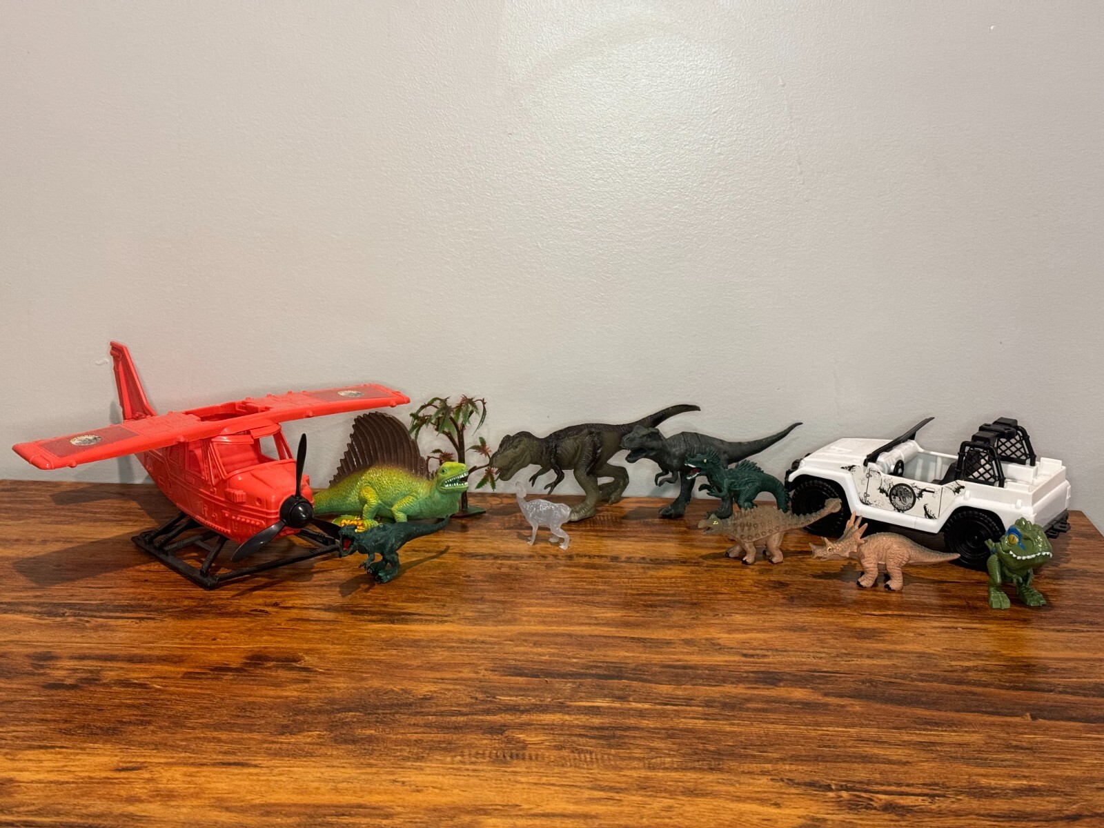 Dinosaur Figures Lot of 12 – Dino Sea Plane & Jeep, T-rex, Jurassic Park Raptor