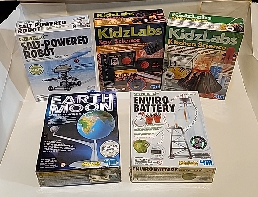 Lot Of 5 New Experiment Kit by Kidz Labs 4M (new/sealed) STEM, Science Projects