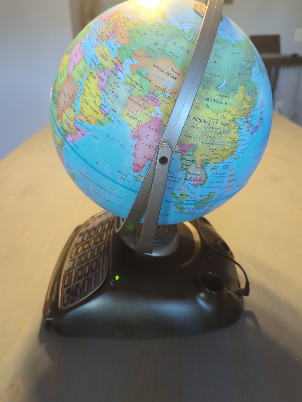 Oregon Scientific SmartGlobe Interactive Globe w/ Smart Pen Stylus Tested Works