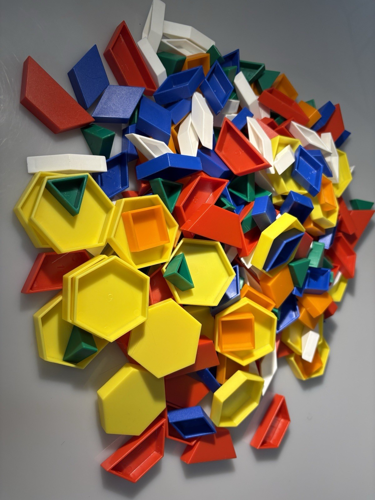 Geometric Plastic Pattern Blocks Educational School Math Education (100+ pcs)