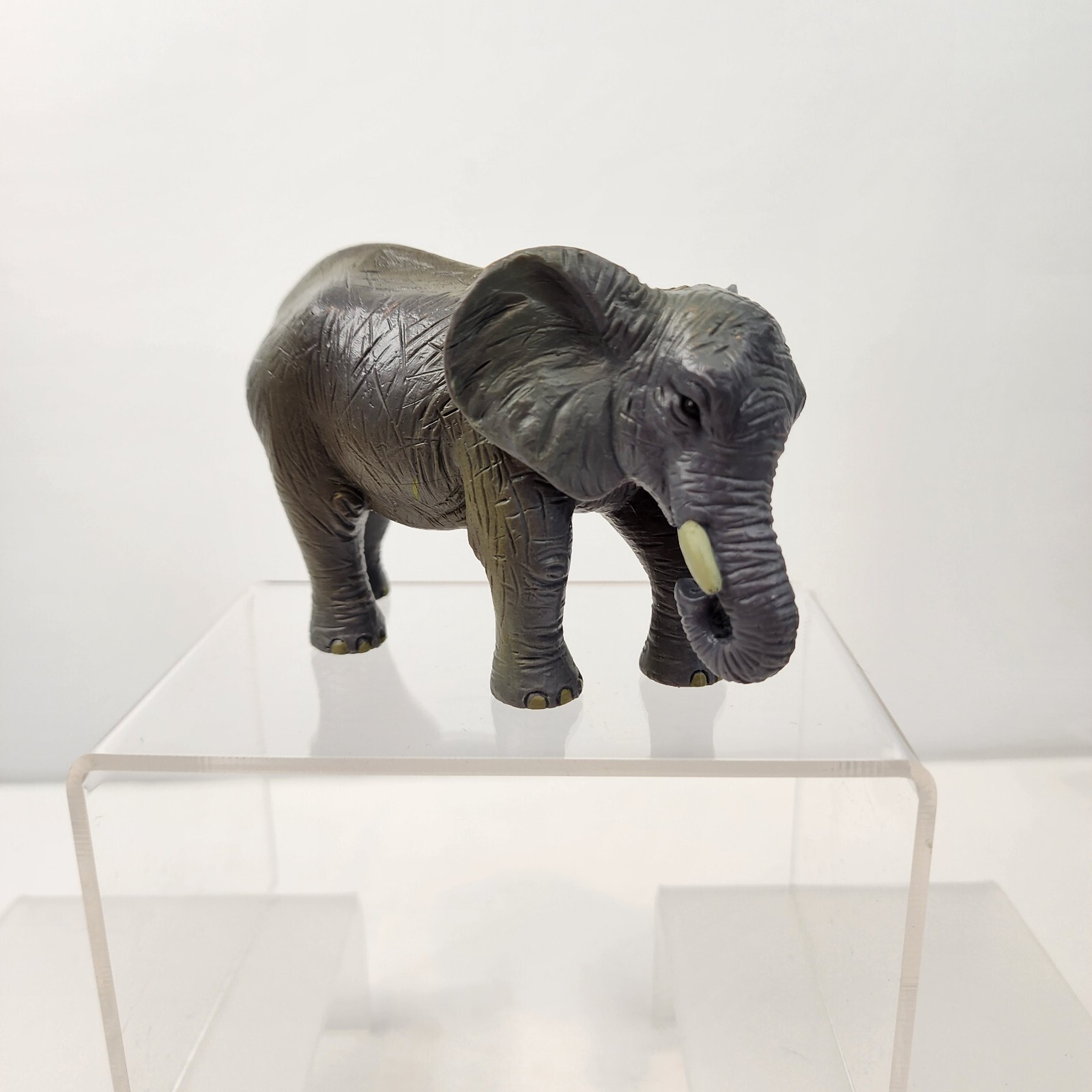Battat Elephant Figurine Terra Gray Jungle Safari Nature Maison Joseph