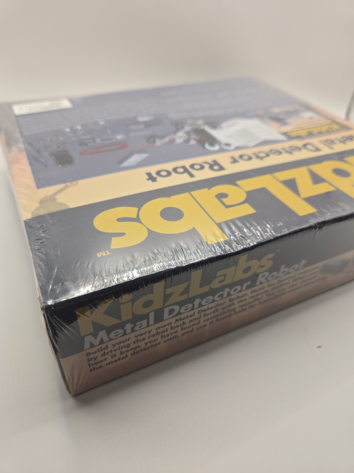 KidzLabs Build Your Own Metal Detector Robot Brand New/Sealed 4M