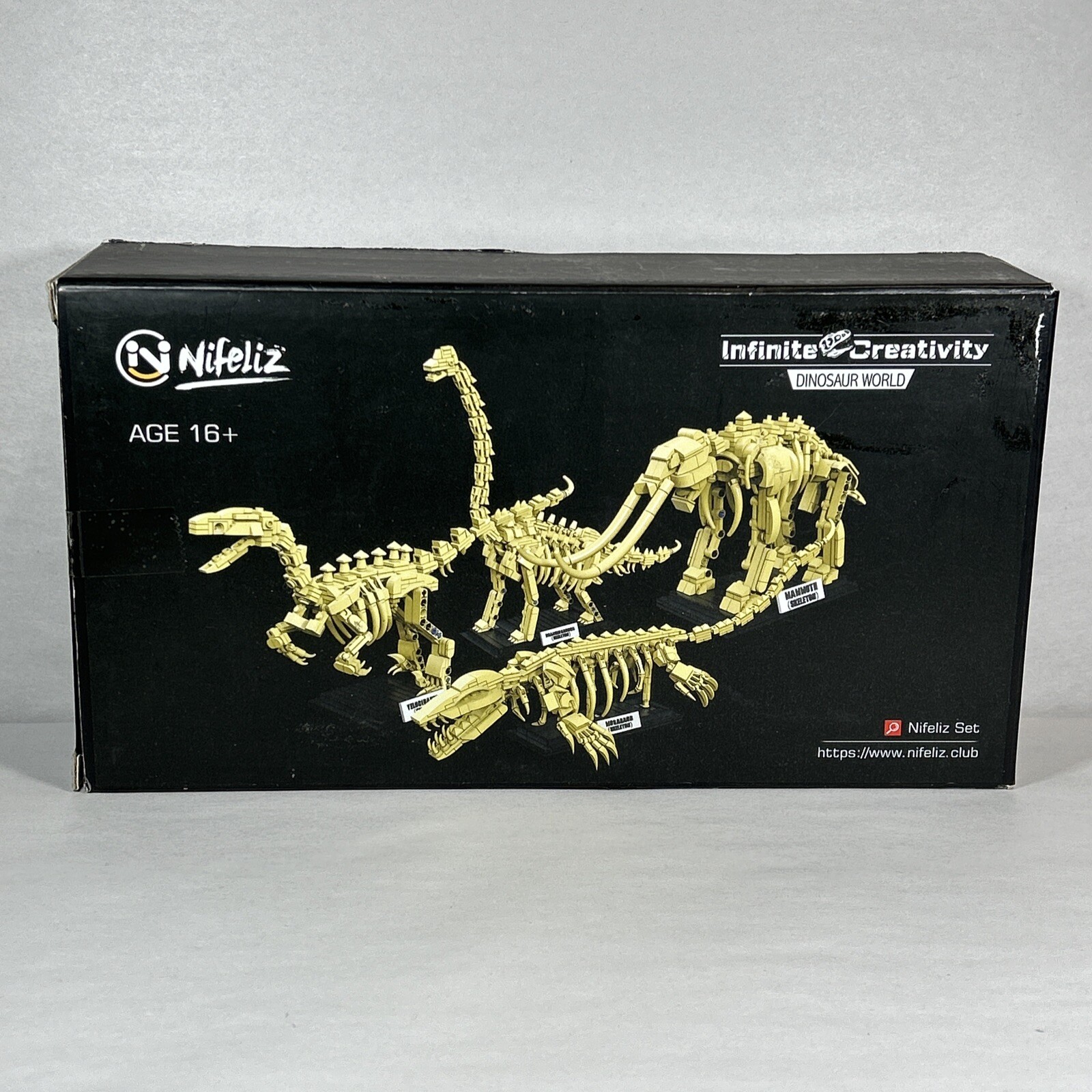 Brachiosaurus Dinosaur Fossil Building Kit, Toy Set for Dinosaur Fans (501 PCS)