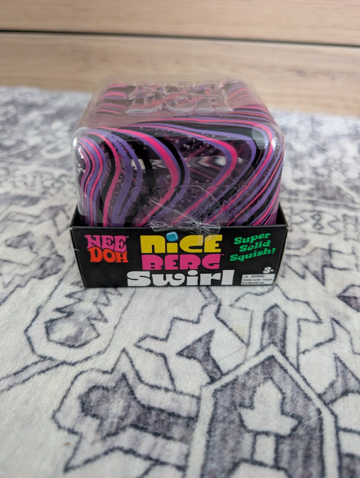 NeeDoh Nice Berg Swirl XL Giant Squishy Swirl Cube Purple New