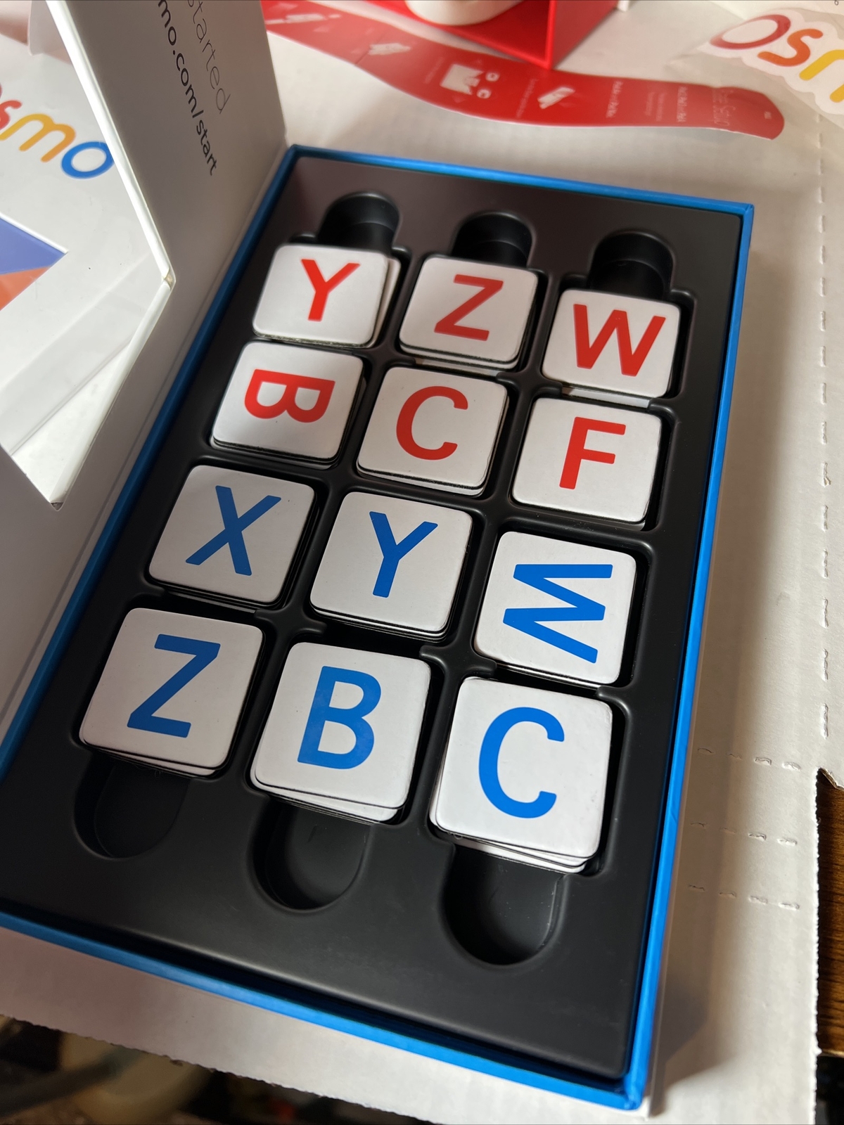 OSMO Starter Kit for iPad Play Outside The Screen Tangram Newton Words A020