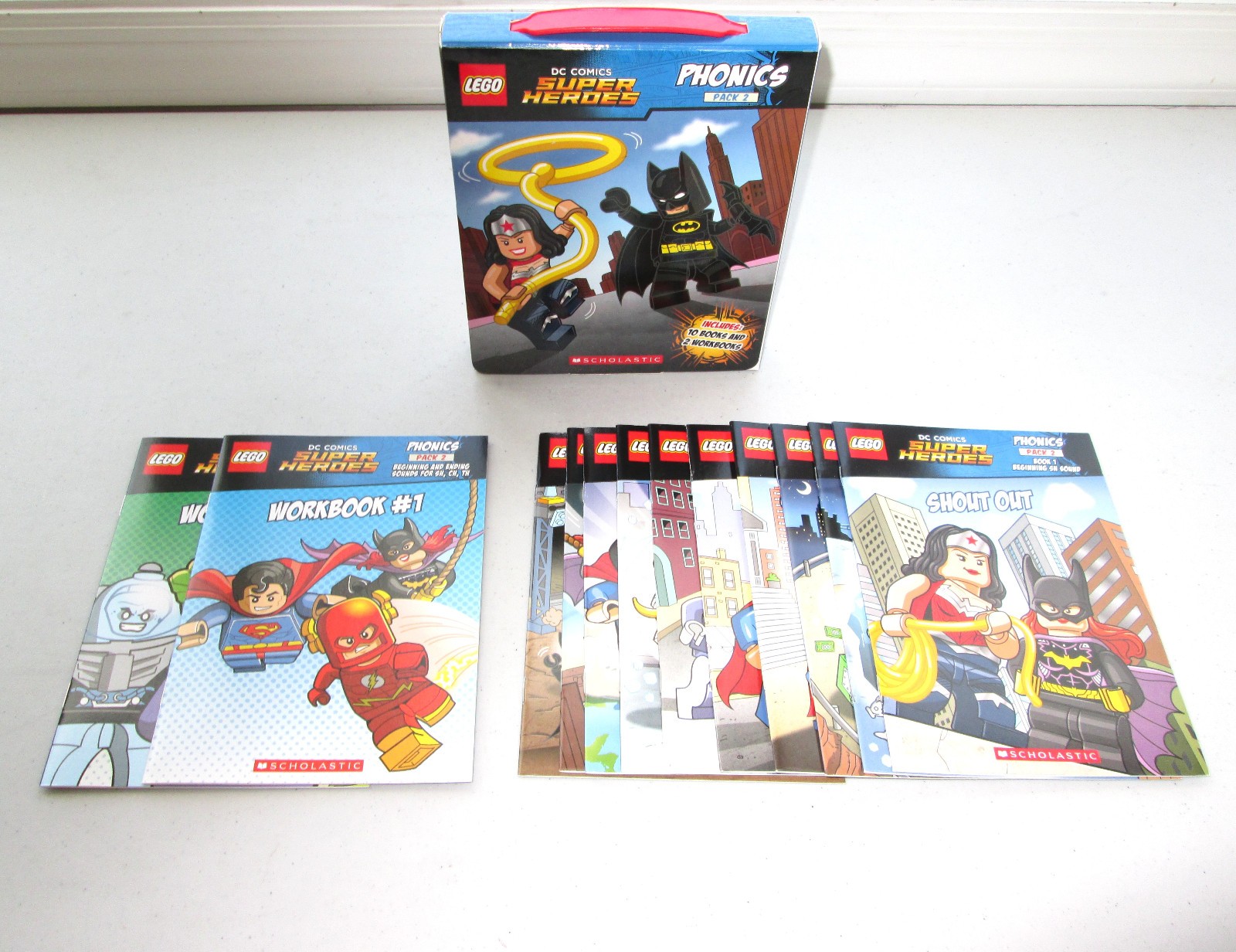Scholastic Lego Super Heroes Phonics Pack 2 10 Books & 2 Workbooks K-1st Grade