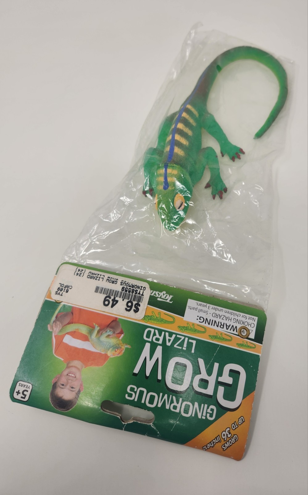 Toysmith Ginormous Grow Lizard Water Toy Expands 6x Size Up To 36” NEW