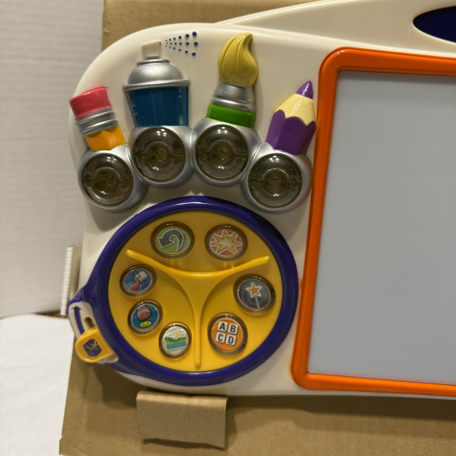 Fisher Price Digital Arts & Crafts Studio Creative Activities Ages 4-9 Open Box