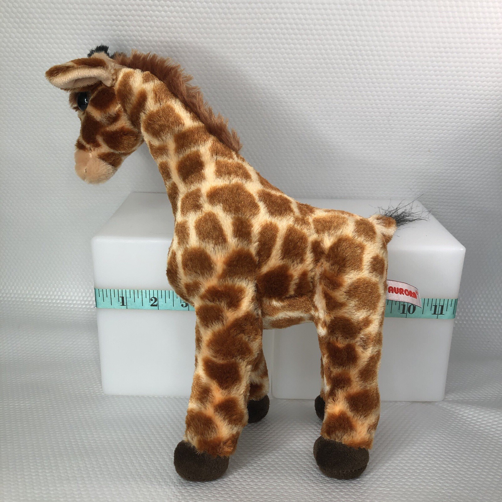Aurora Giraffe 2009 Safari Wild Animals Toy Educational Kingdom Zoo