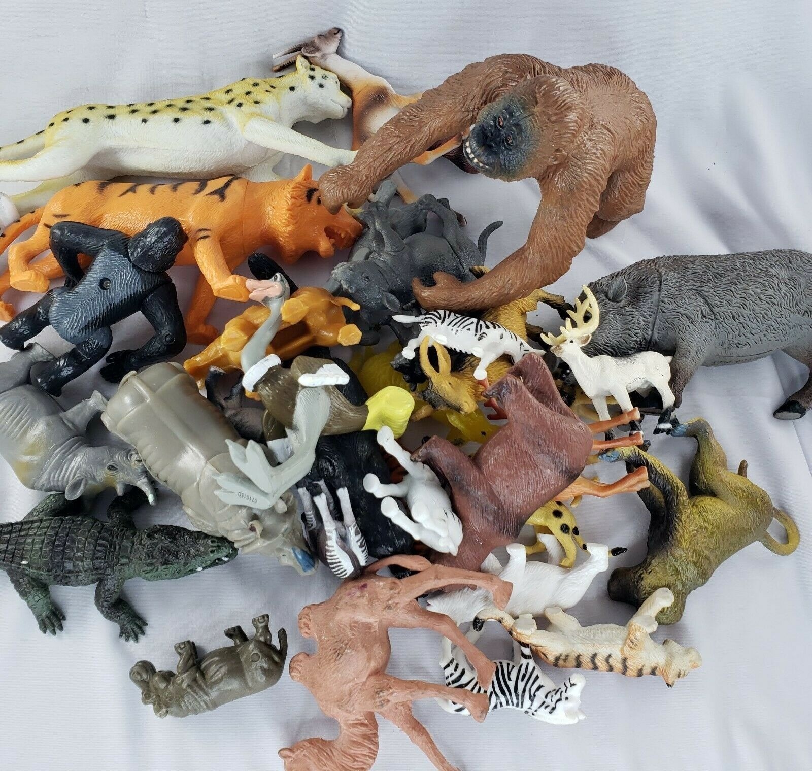 Huge Lot Safari Animal Toy Figure Lot PVC Plastic Tiger Rhino Monkey Hippo Bear