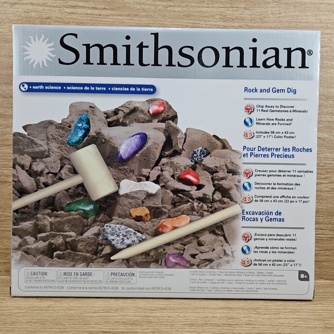Smithsonian Rock Gem Dig Kit STEM Earth Science Excavation Learning Set Ages 8+