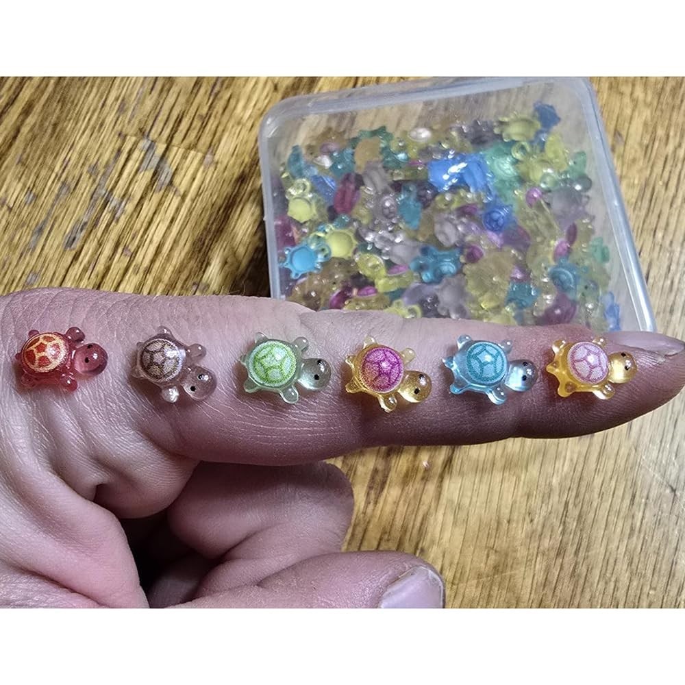 250Pcs Mini Resin Animals Turtles,Tiny Figures Turtle Bulk, Luminous Mini Animal