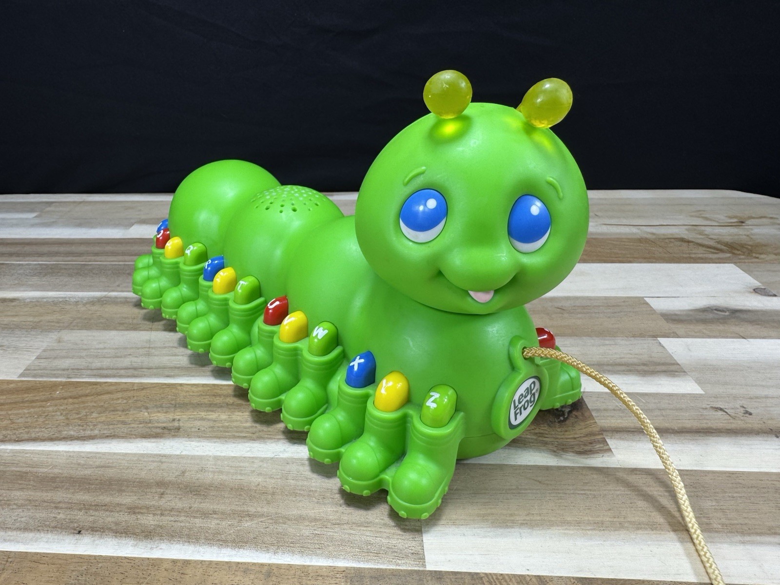 ✅Leap Frog Alphabet Pal Caterpillar With Sounds Learn ABC Colors Pull Toy Lights