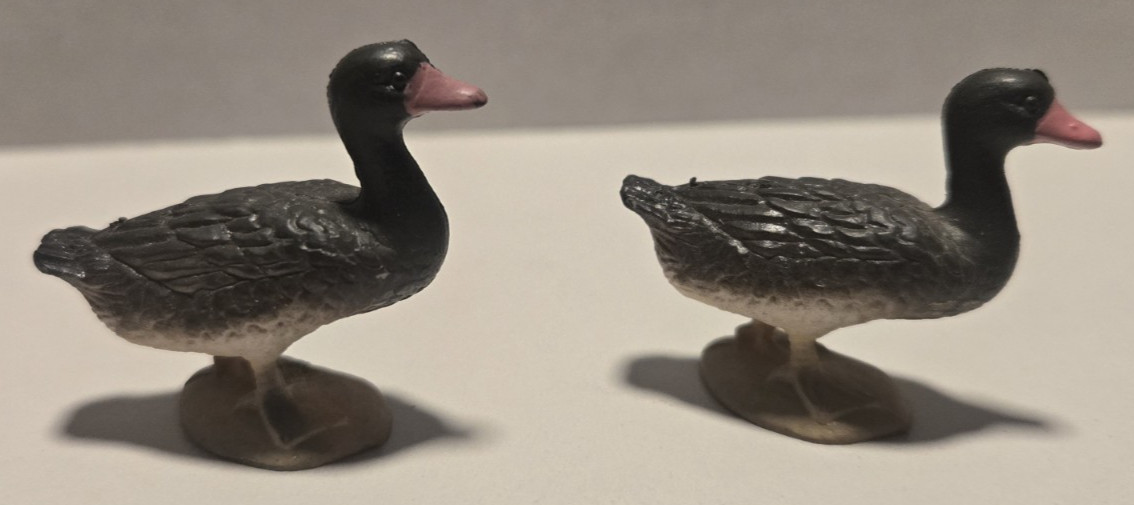 Lot of (4) PVC Waterfowl Animals Miniature Goose Duck Figures Toys FREE SHIPPING