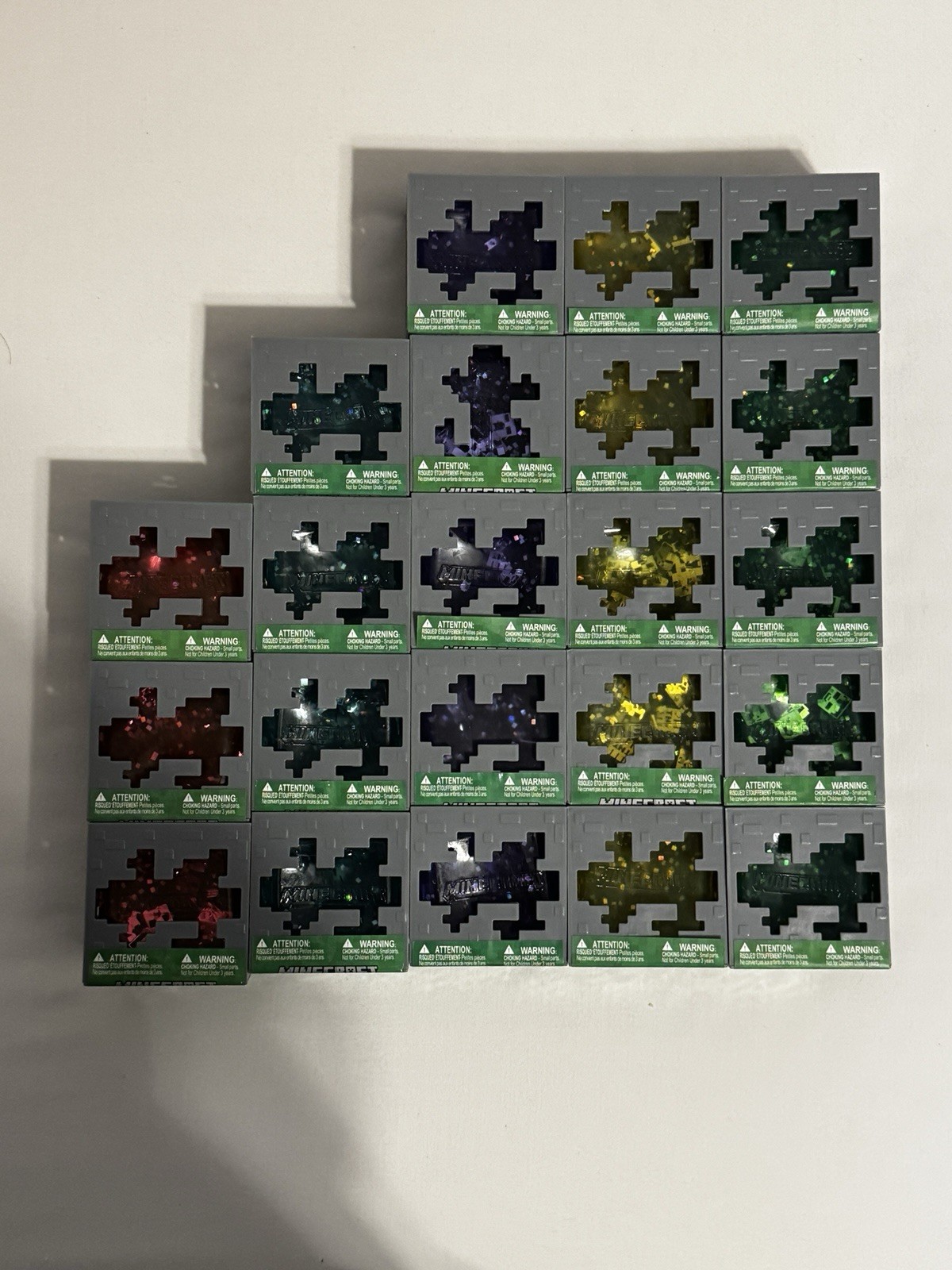 LOT of 22x Minecraft Jelly Cubes Kids Toy COMEZ WITH DISPLAY!