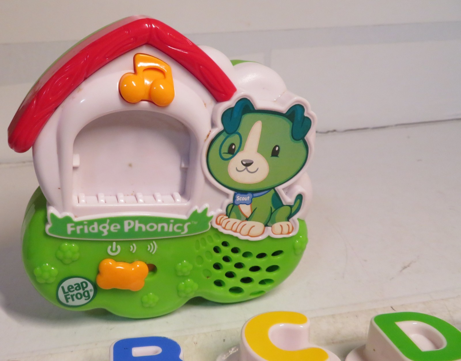 Leap Frog Fridge Phonics Scout Dog w/Cap Letters Electronic Magnetic INComplete