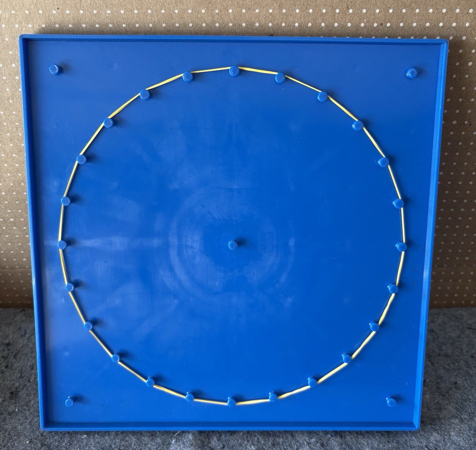 Lot of 38 Blue GeoBoards 7″x7″ R30753 Math Geometry Manipulative & Rubber Bands