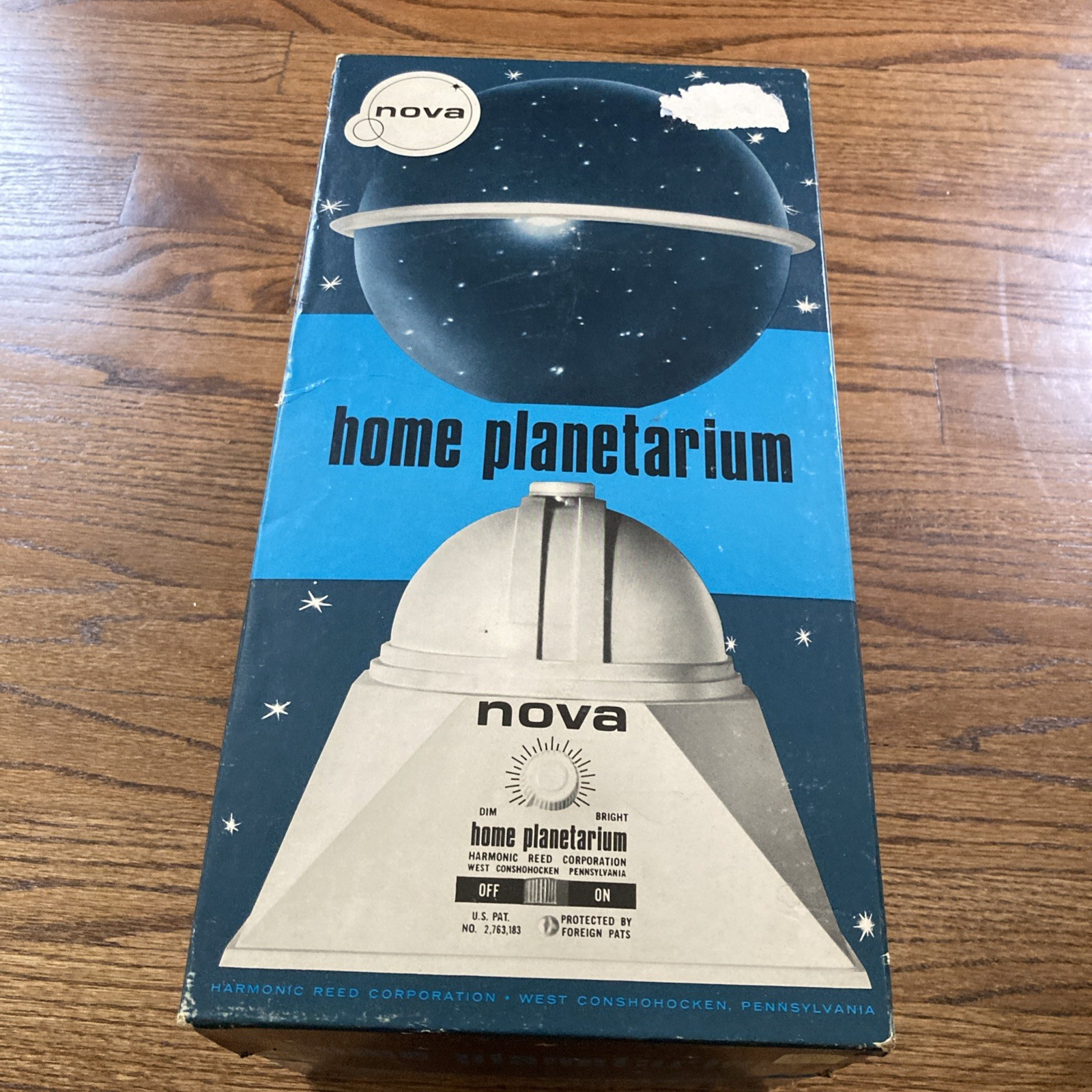 Vintage Nova Home Planetarium #3000 w/ Original Box. Only Lamp Works. For Parts