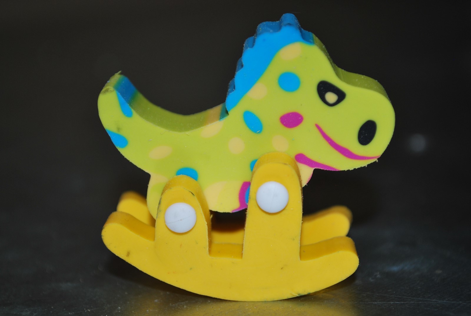 Kawaii. Rocking Dinosaur & Horse Puzzle Eraser