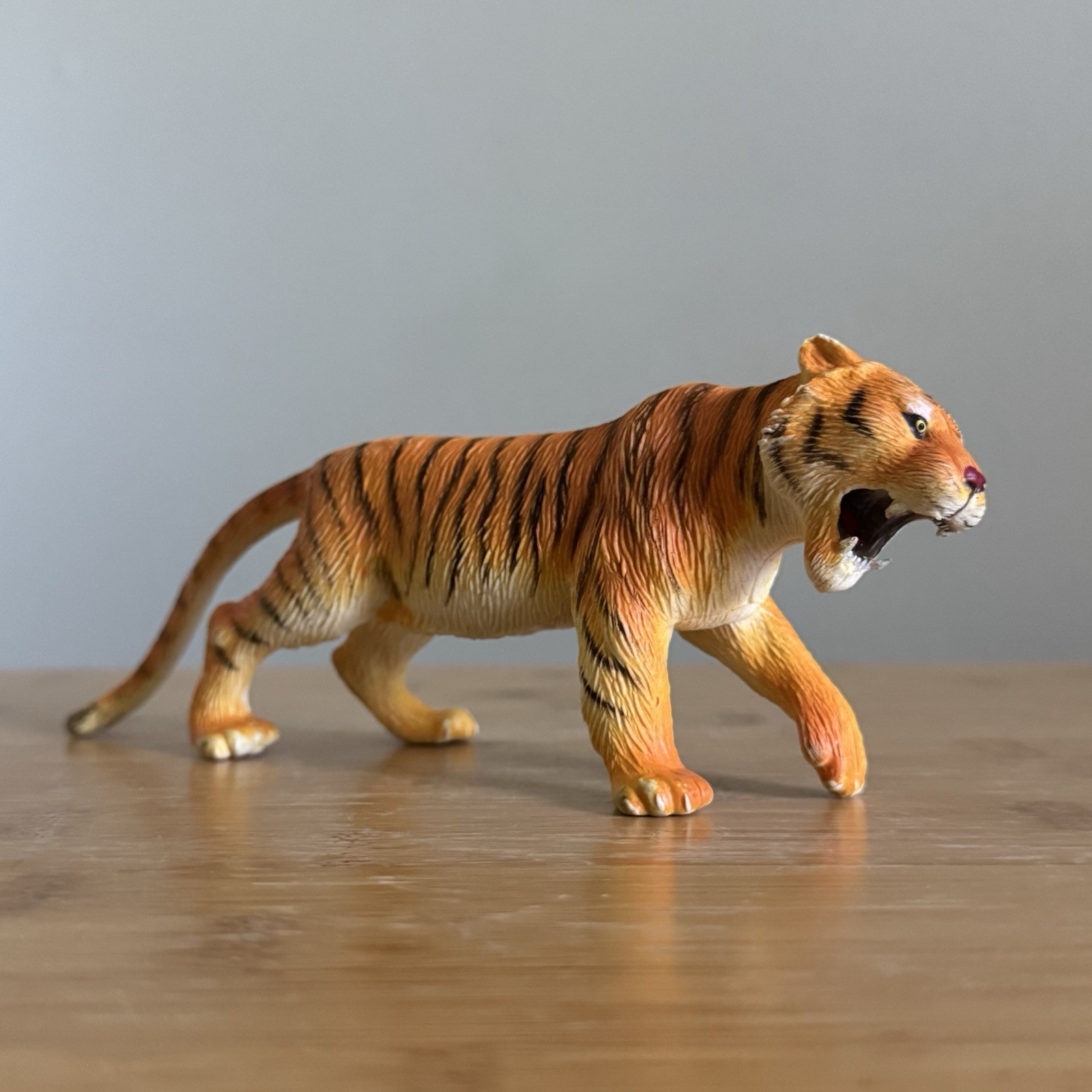 Vintage AAA Roaring Tiger Realistic Animal Figure Toy
