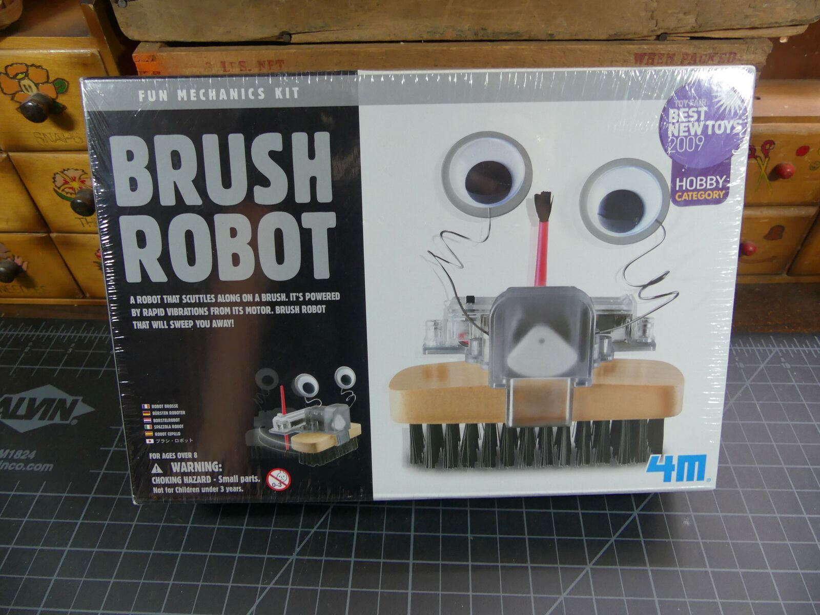 Fun Mechanics Kit Brush Robot 4M Fun For Kids And Adults New Sealed in Box 2009
