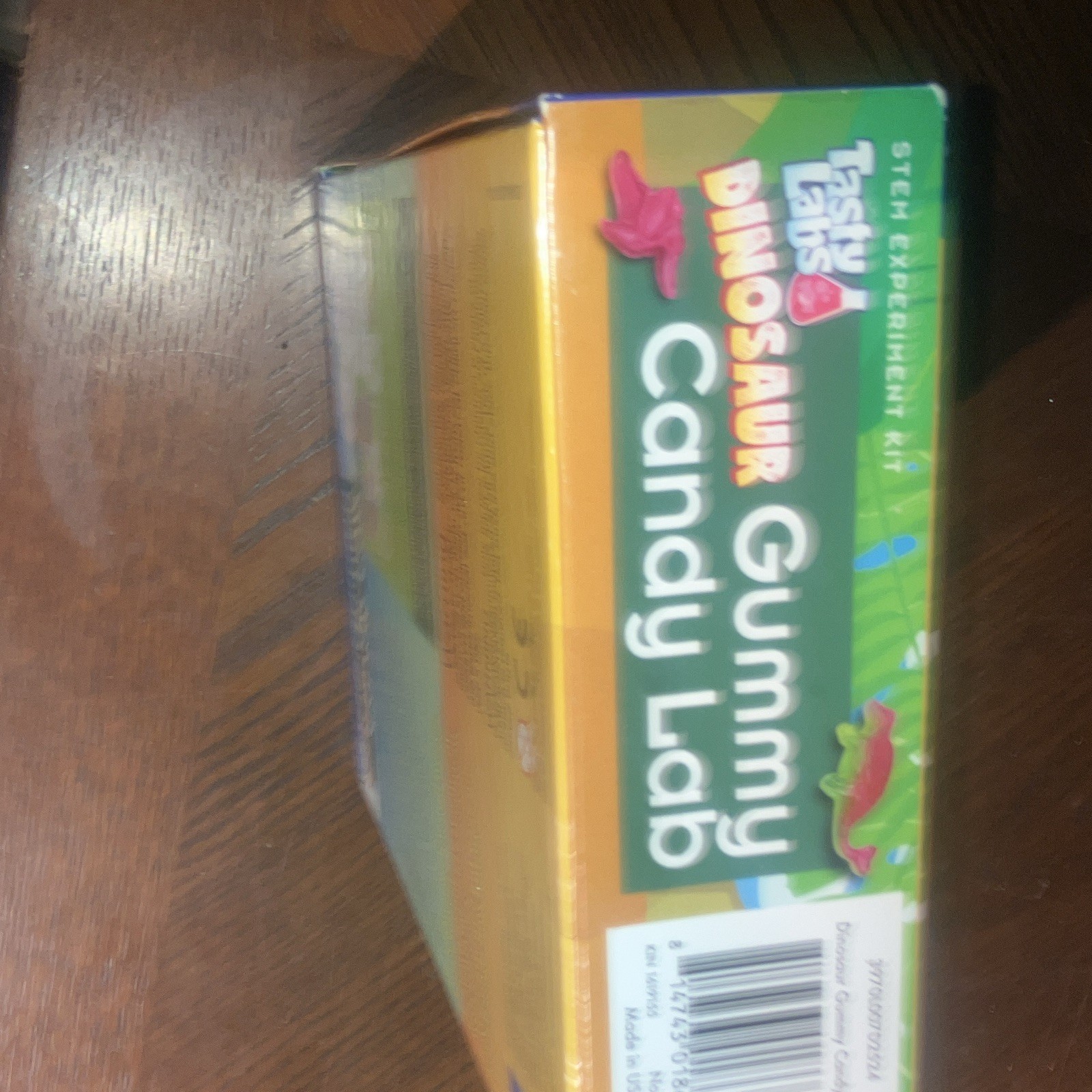 Thames & Kosmos Tasty Labs Dinosaur Gummy Candy Lab STEM Kit Ages 6+