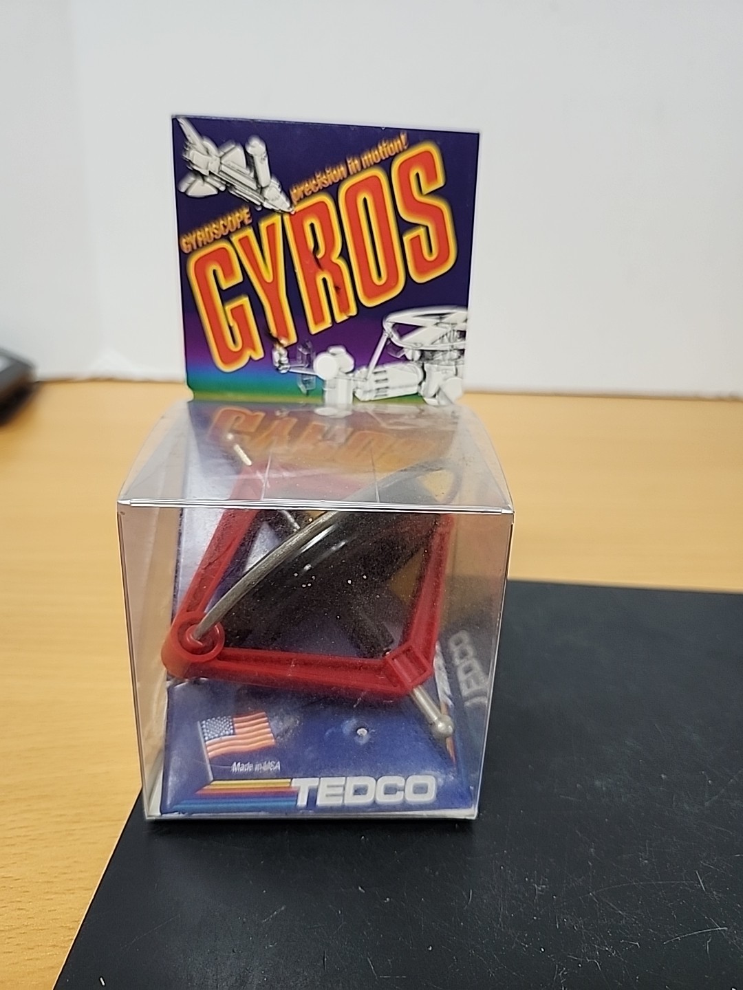 New – Tedco Toys Gravity Defying Precision Gyroscope – Ages 8+ | 1 player