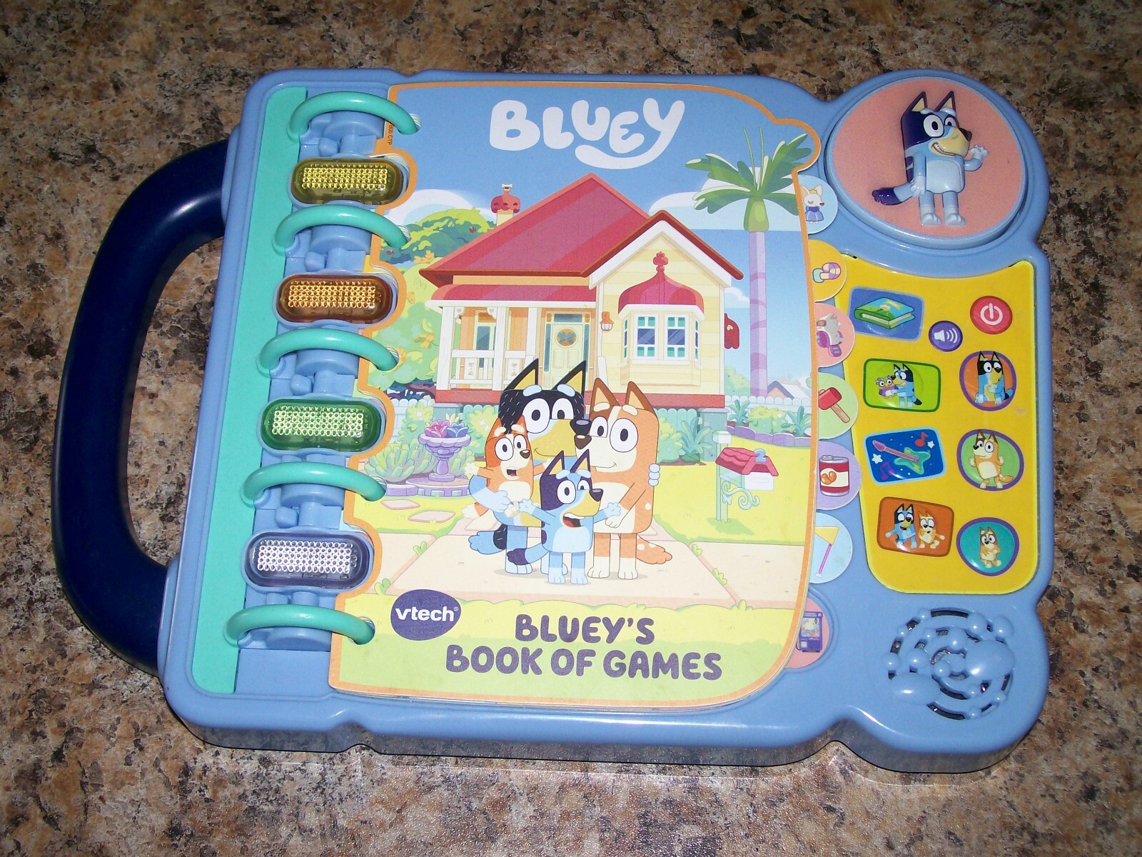 VTech 80-541200 Bluey Bluey’s Book of Games Plays Music, Lights Flash & Talks