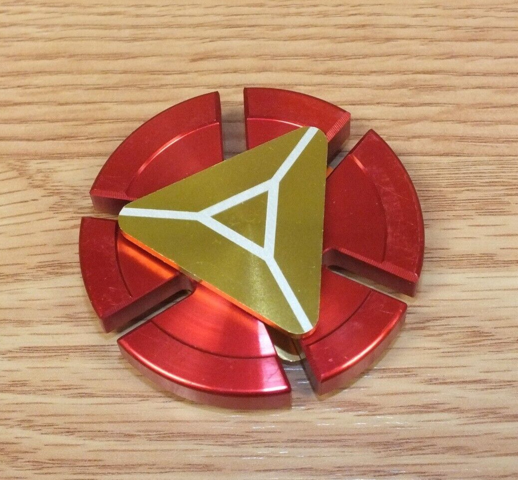 Red & Gold Tone Iron Man Marvel Themed Metal Fidget Spinner Toy in Case