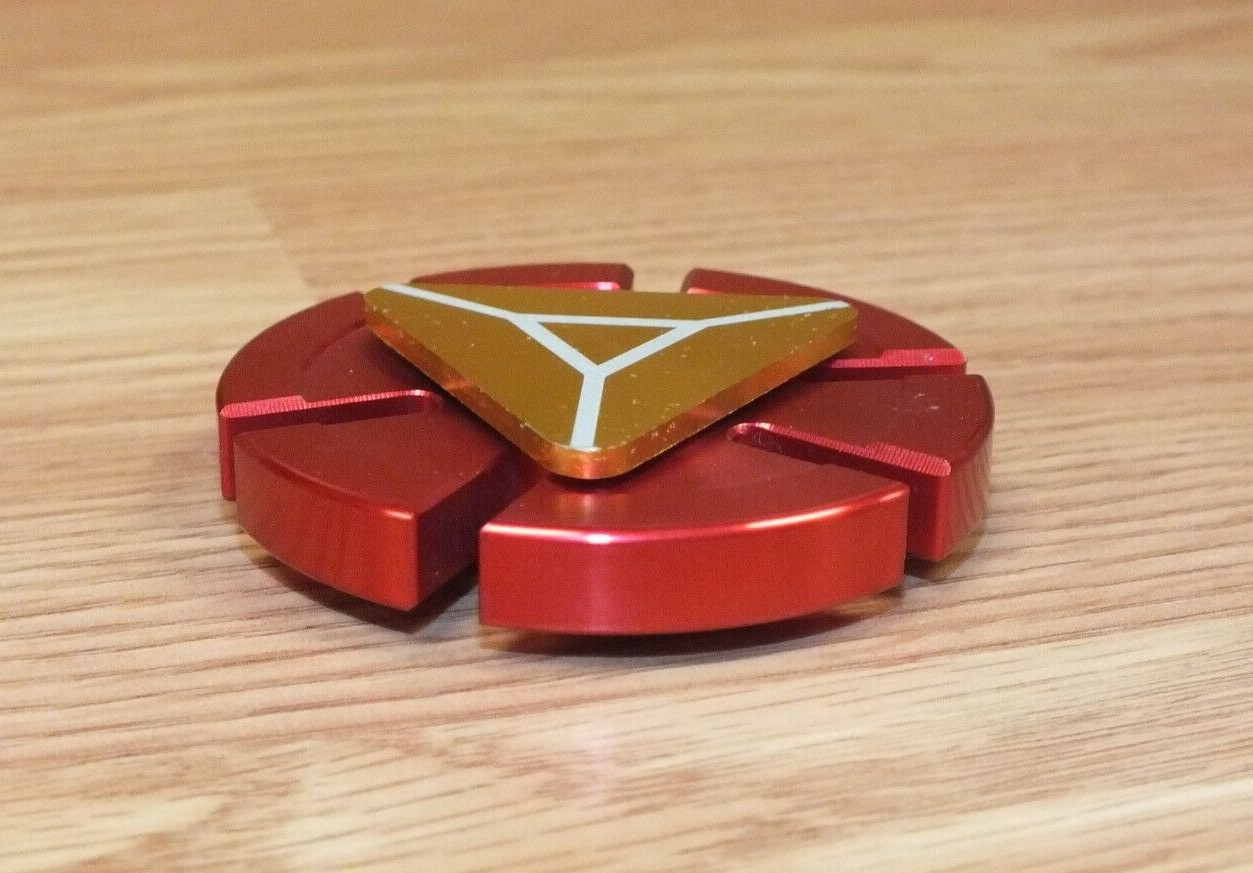 Red & Gold Tone Iron Man Marvel Themed Metal Fidget Spinner Toy in Case