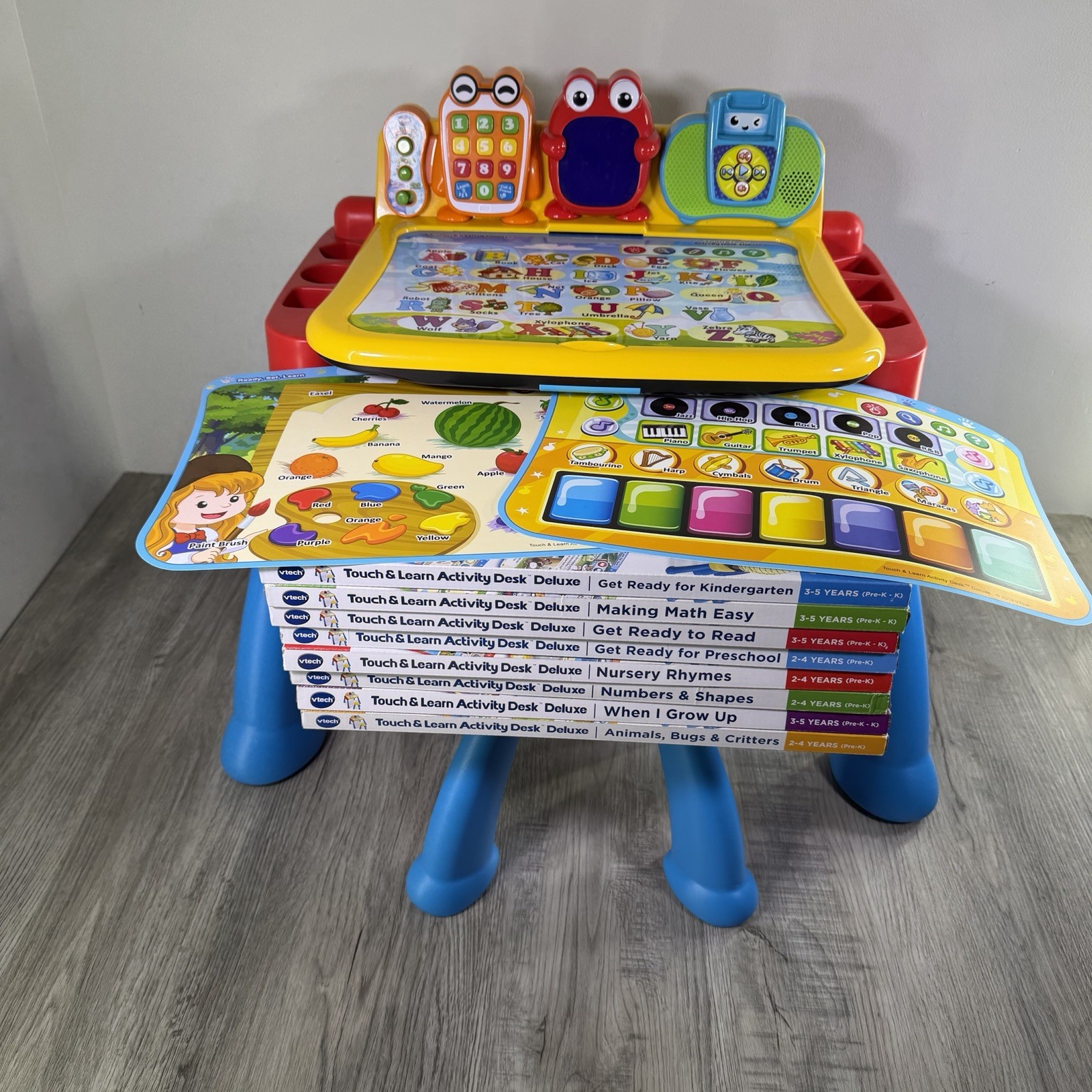 VTech Touch & Learn Activity Desk Deluxe Huge Bundle 8-Expansion Packs 64-Pages
