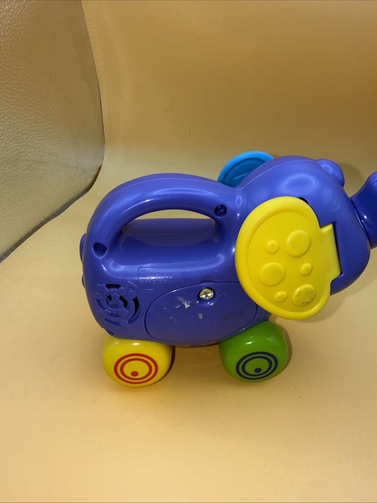 Push And Explore Vetch Elephant 6″ musical education purple lights up works