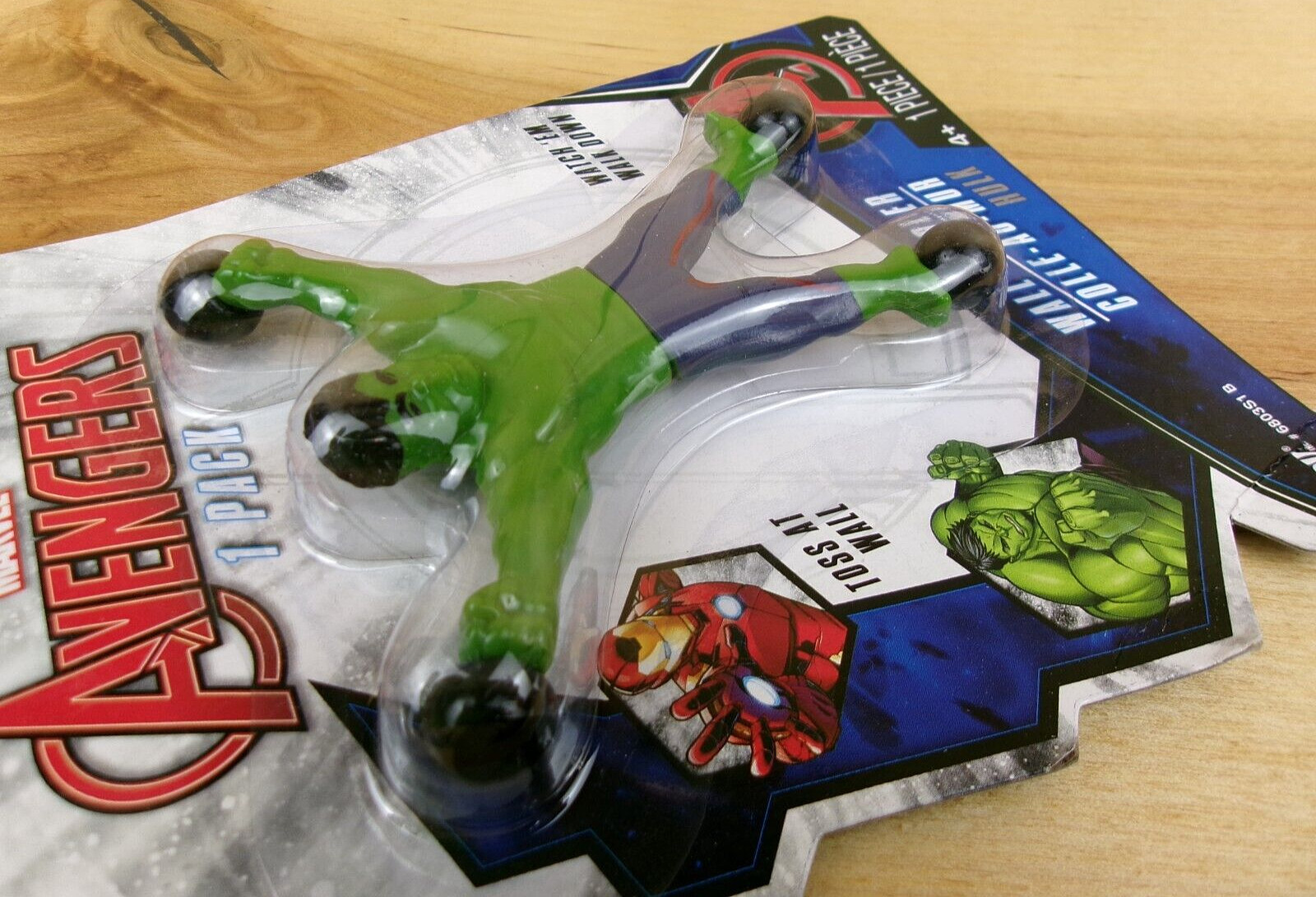 Hulk Wall Crawler Action Hero Tumbler Crawly Sticky Toy Figure toss Avengers 1pc