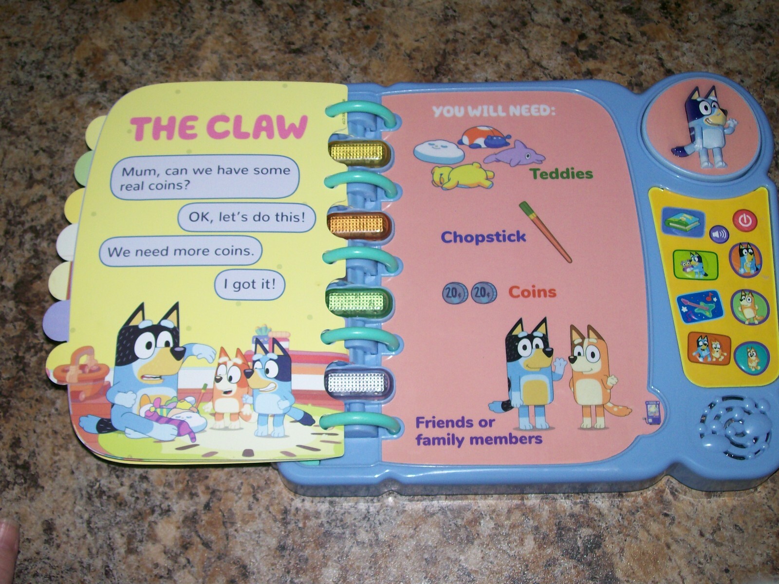 VTech 80-541200 Bluey Bluey’s Book of Games Plays Music, Lights Flash & Talks