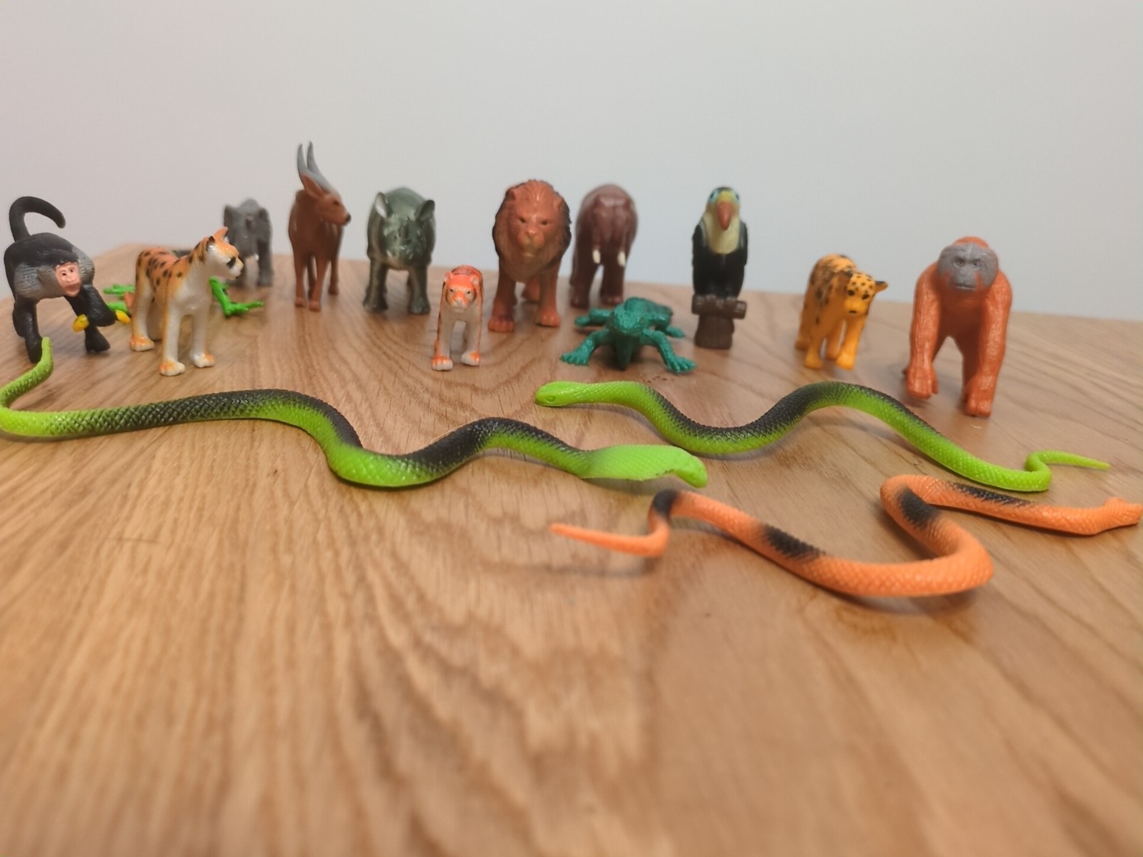 K&M INT Animal Lot Wildlife Mini Figure Pvc Lot Of 16 Toys Some Unmarked Animals