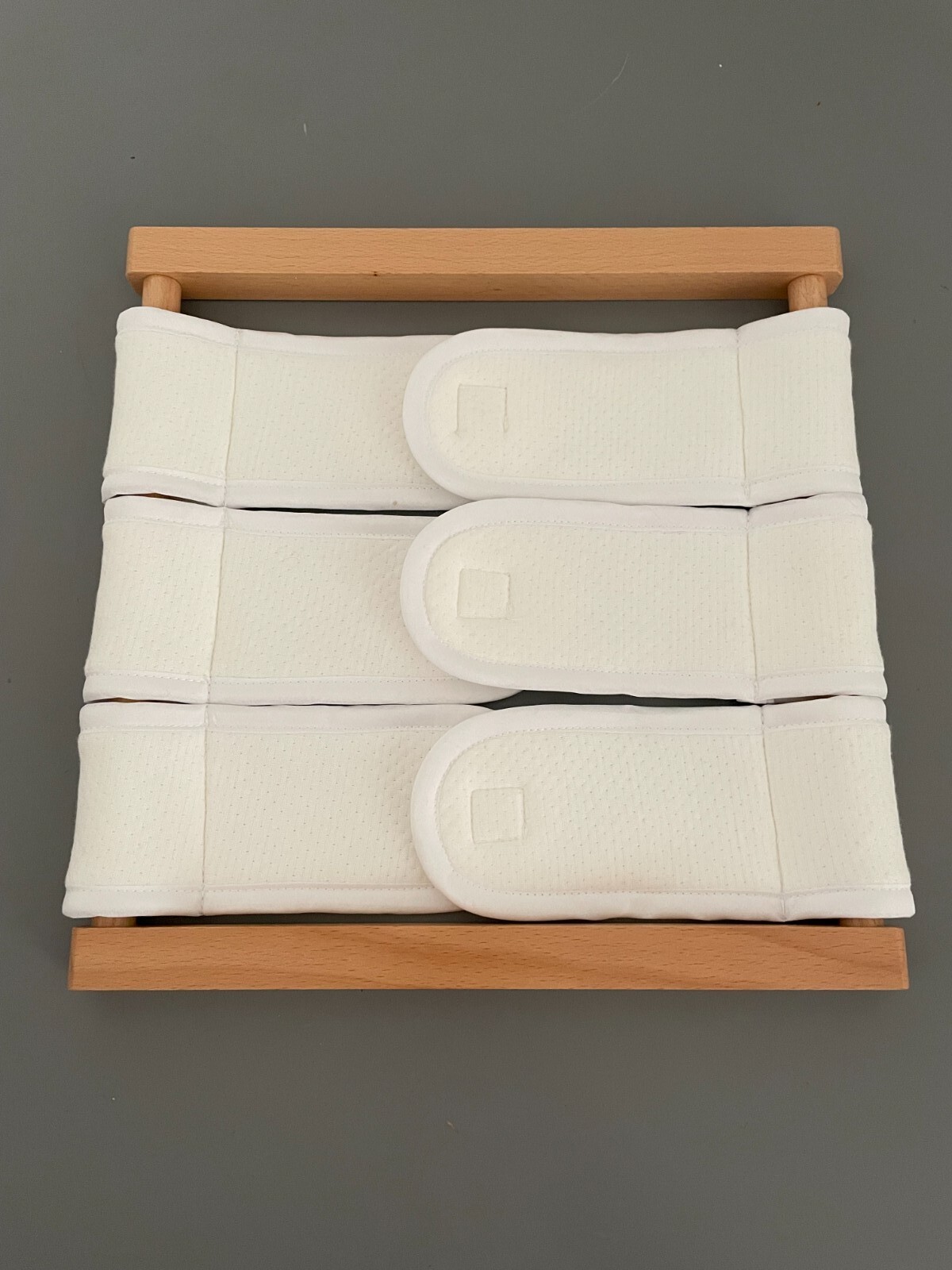 Montessori Dressing Frame for Infants, Toddlers and Preschoolers