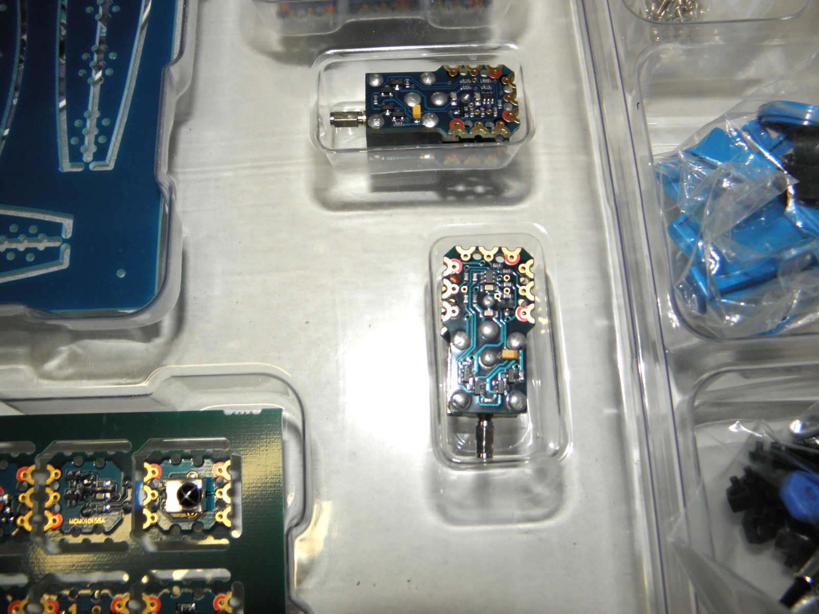 MICROBRIC The Viper Robotics Kit