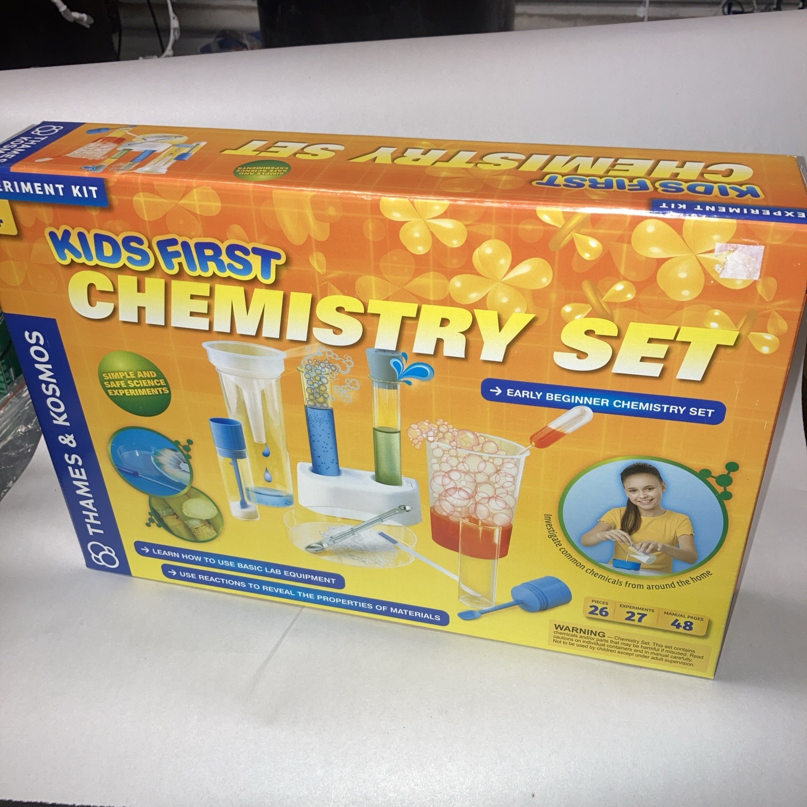Thames & Kosmos THK642921 Kids First Chemistry Set