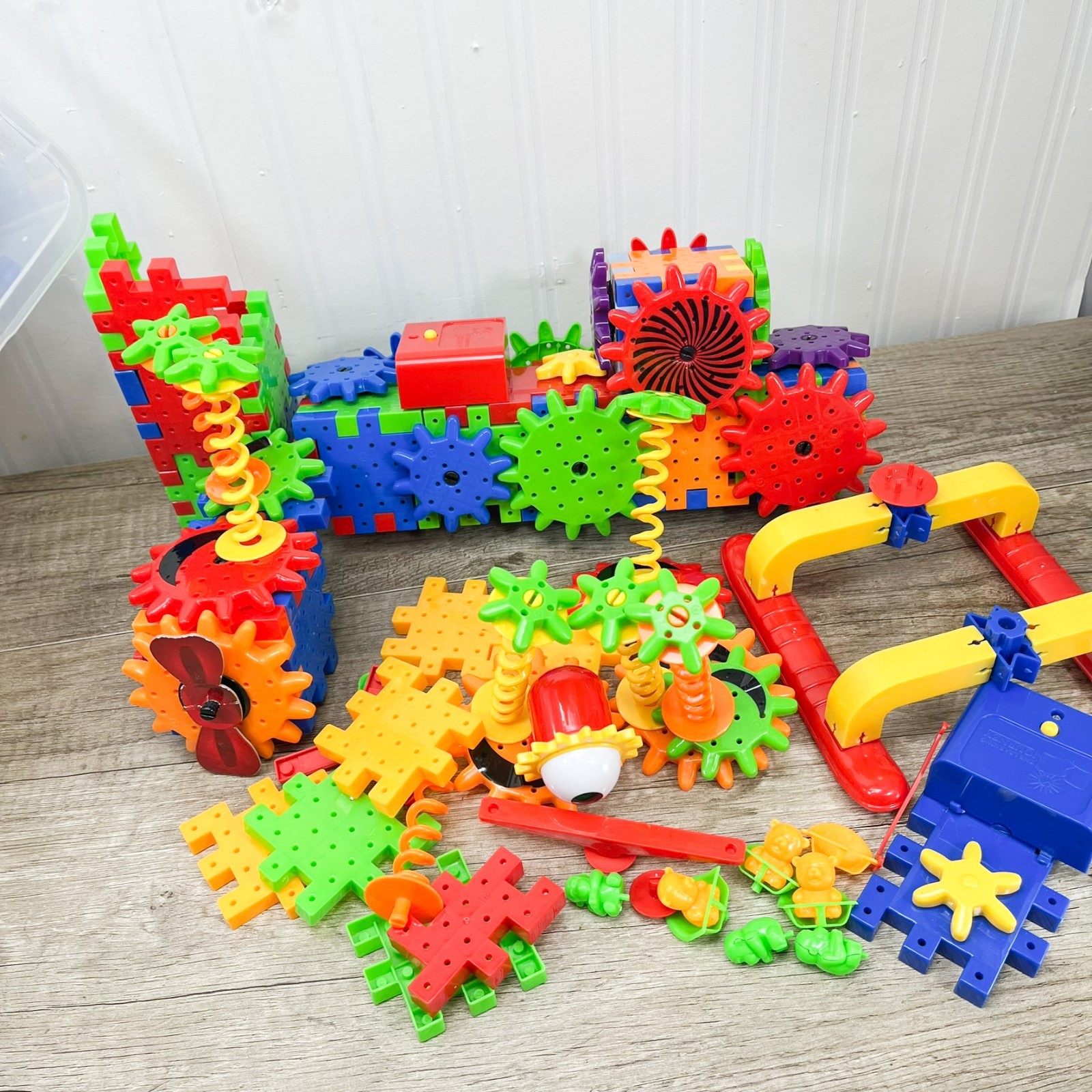Techno Gears Wacky Robot Construction Set