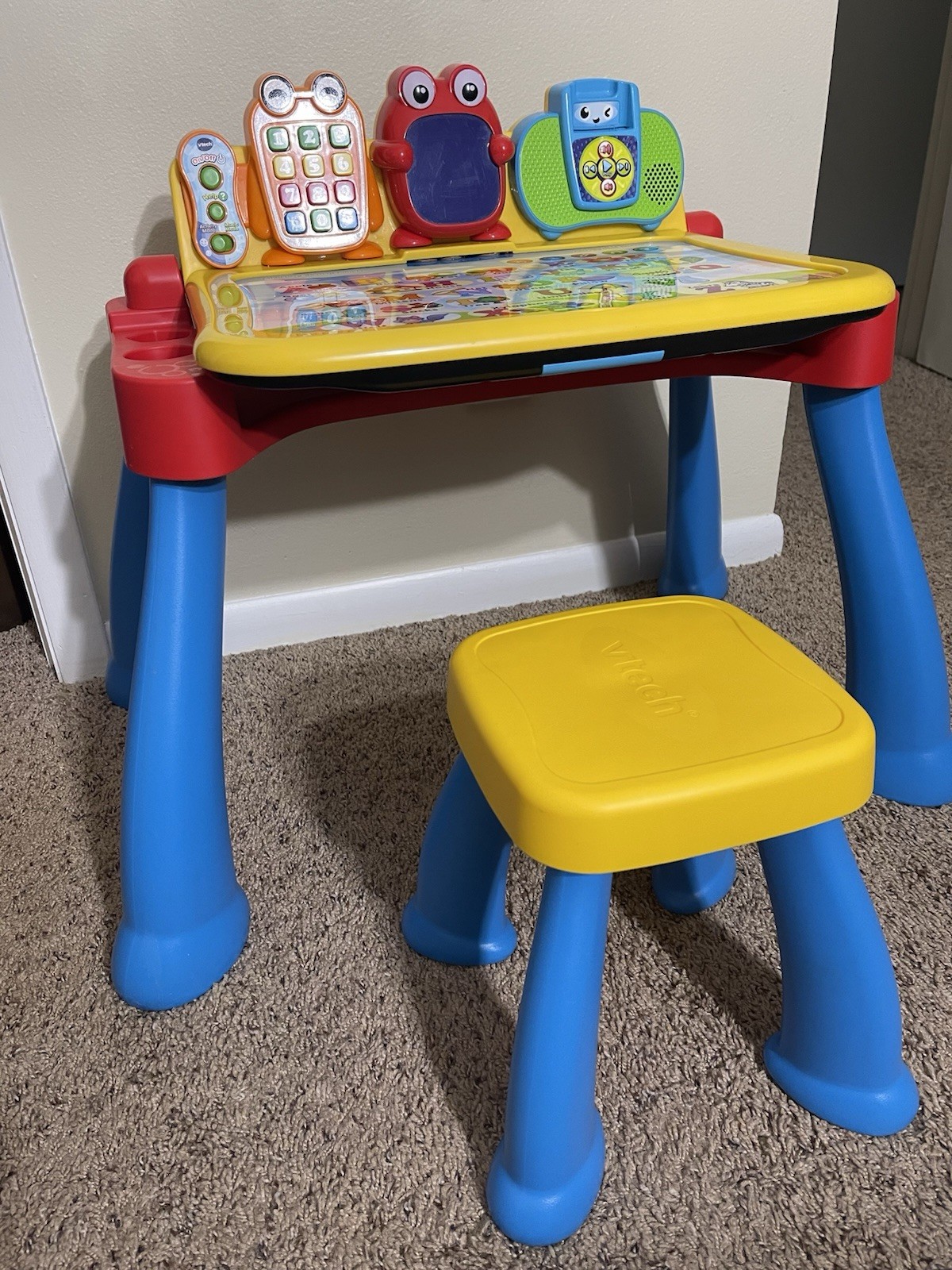 VTech 80-194801 Touch and Learn Activity Desk