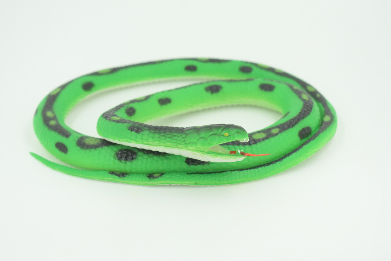 Green Garden Snake, Rubber Snake, Bendy Toy, Realistic, Gag Gift, 42″ WR28 BB316