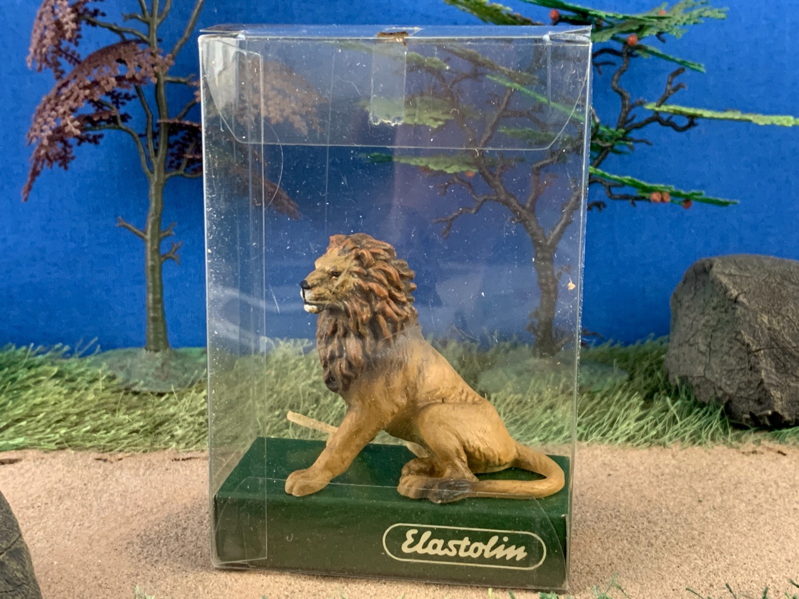 Vintage Elastolin by Preiser 5405 «Lion sitting» Wild Animal Figures 1:25 scale