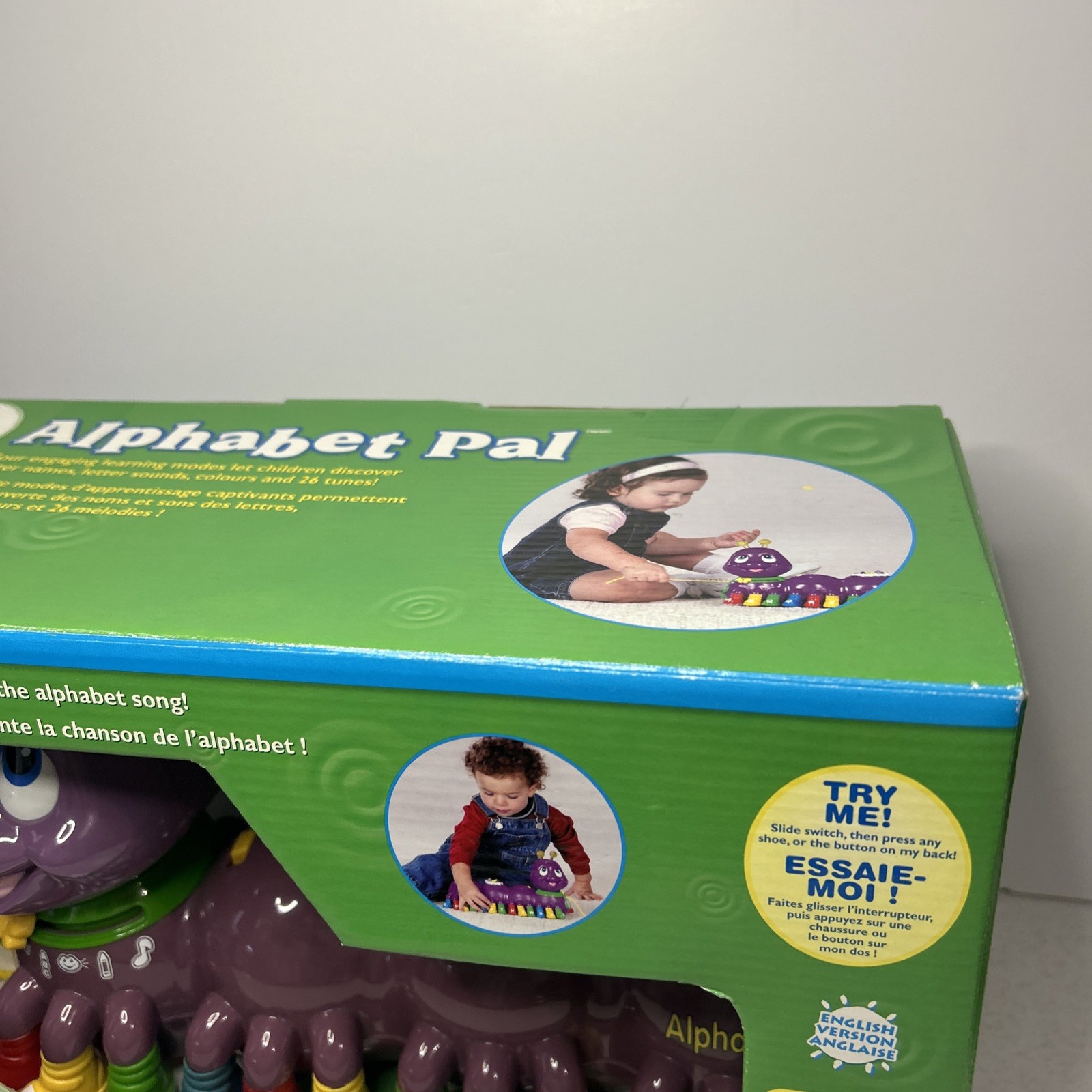 Leap Frog Alphabet Pal Pull Along Purple Talking Musical Caterpillar 2001 NEW
