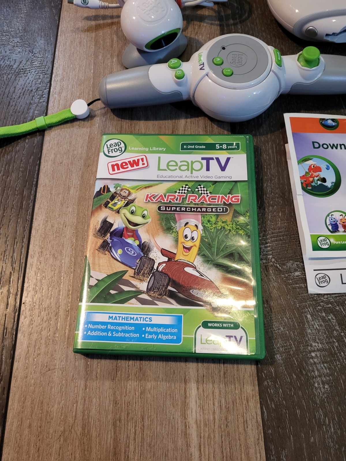 Leap Frog Leap TV Educational Video Gaming System LeapTV With One Game