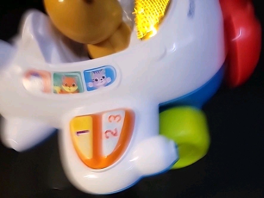 VTech Soar & Discover Airplane – Interactive Learning Toy (9-36 Months) – Used