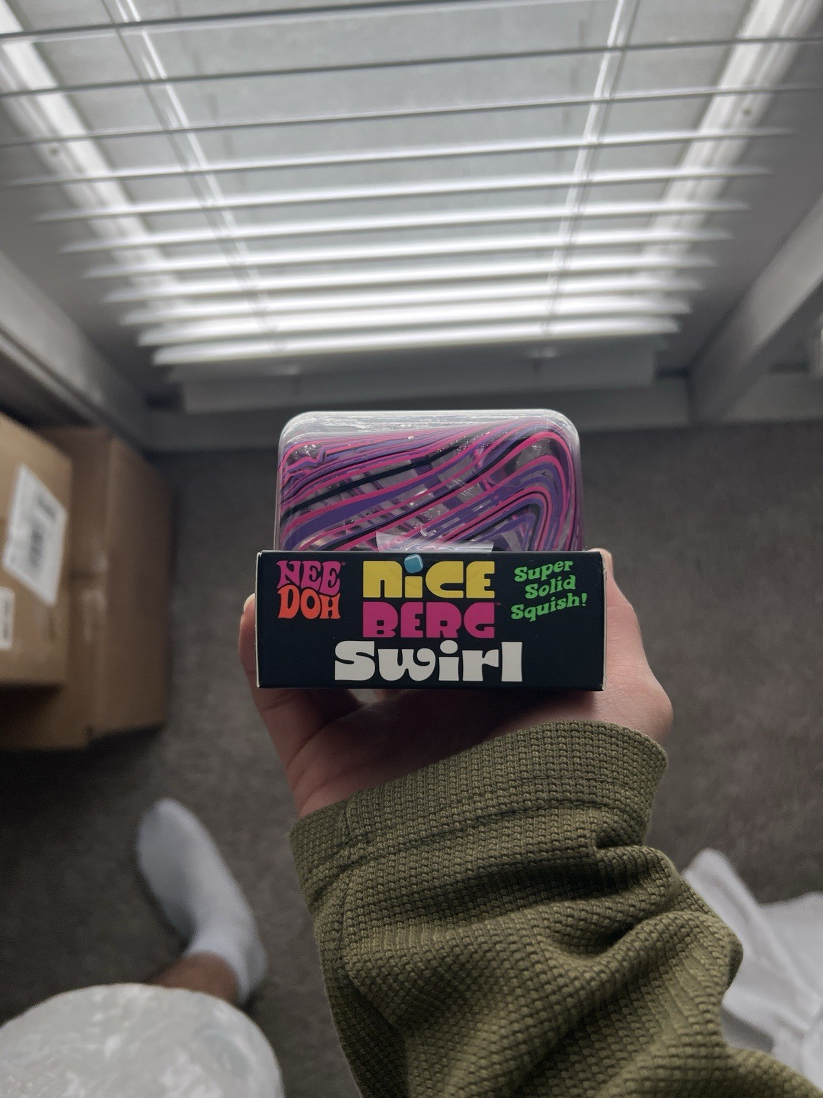 NEW-NeeDoh Nice Berg Swirl, XL Giant Sensory Squishy Cube PINK/PURPLE/ BLACK